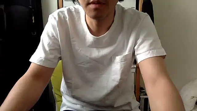 Snapshot of AnyLunch chatting on 06-21-26, 12:02 AnyLunch online show from 06-21-26, 12:02