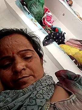 kiiuu sexe online show from 03-22-26, 09:02