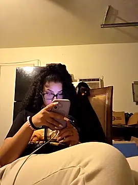 Snapshot of tastesosweet chatting on 02-28-26, 04:24 tastesosweet online show from 02-28-26, 04:24