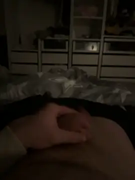 Snapshot of NotatingGrinder chatting on 02-16-26, 01:57 NotatingGrinder online show from 02-16-26, 01:57