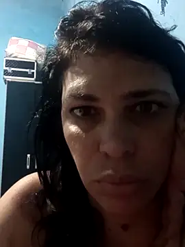 gaellymurlockx18 online show from 02-06-26, 05:01