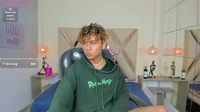 Anyelo Twink online show from 05-05-26, 04:04