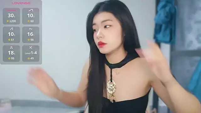 -XiaoYu-777 online show from 02-07-26, 07:23