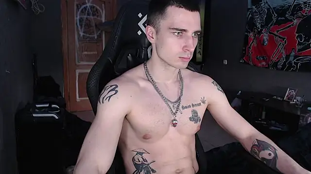 Snapshot of Jack_loveeee chatting on 04-23-26, 01:13 Jack loveeee online show from 04-23-26, 01:13