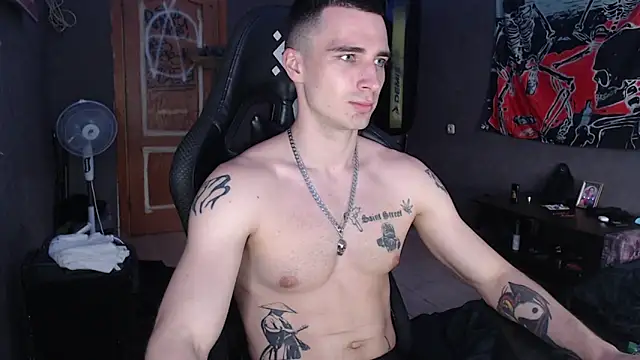Snapshot of Jack_loveeee chatting on 06-11-26, 12:47 Jack loveeee online show from 06-11-26, 12:47