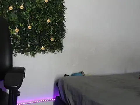 CherryH0ttie online show from 05-06-26, 10:48