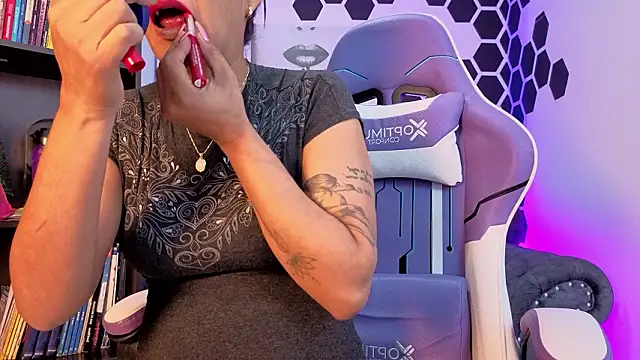 Adie  Brown online show from 02-04-26, 12:44