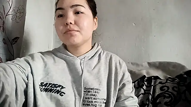 MollyAsian online show from 02-03-26, 04:21