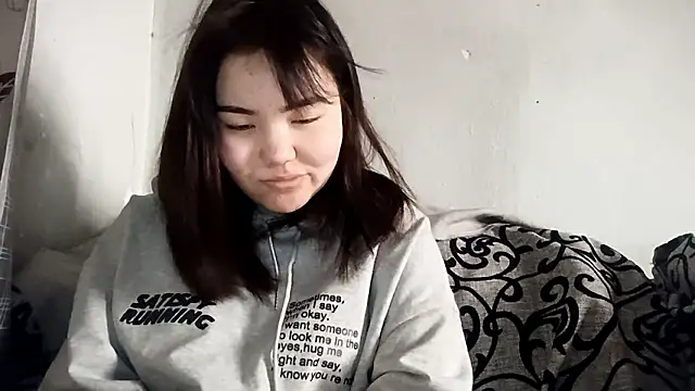 MollyAsian online show from 02-06-26, 04:28