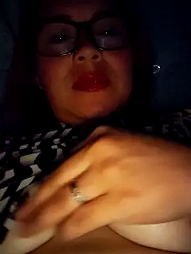 Snapshot of THALASSA_DIOSA chatting on 04-22-26, 02:47 THALASSA DIOSA online show from 04-22-26, 02:47
