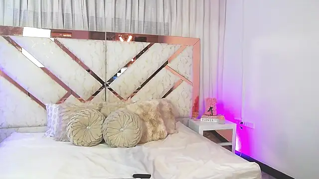 JuliKeita online show from 01-14-26, 09:20