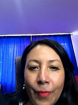 soyElena46 online show from 01-14-26, 04:01