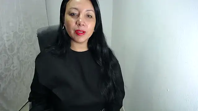 soyElena46 online show from 05-21-26, 12:01