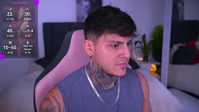 Snapshot of goldenatlasX chatting on 03-27-26, 07:35 goldenatlasX online show from 03-27-26, 07:35