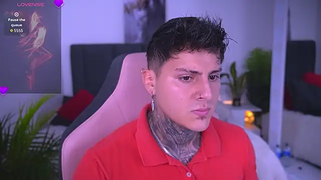 Snapshot of goldenatlasX chatting on 03-28-26, 04:39 goldenatlasX online show from 03-28-26, 04:39