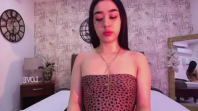 emily clarkk  online show from 01-16-26, 08:02