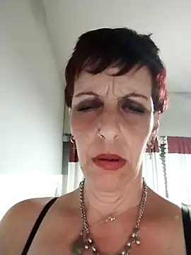 Snapshot of Juguetonafogosa5 chatting on 02-11-26, 12:04 Juguetonafogosa5 online show from 02-11-26, 12:04