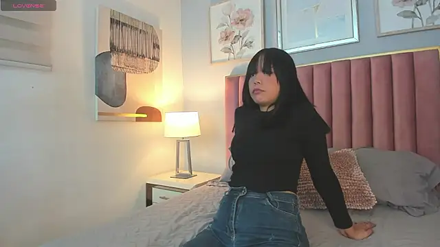 LiaRouse 1 online show from 02-03-26, 07:19