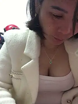 Snapshot of ManaMi-Ami chatting on 02-09-26, 04:22 ManaMi-Ami online show from 02-09-26, 04:22