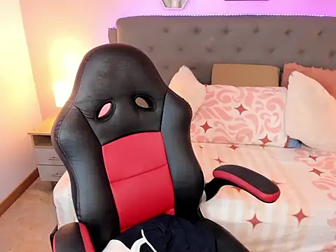 Abril Rosse  online show from 01-18-26, 02:59