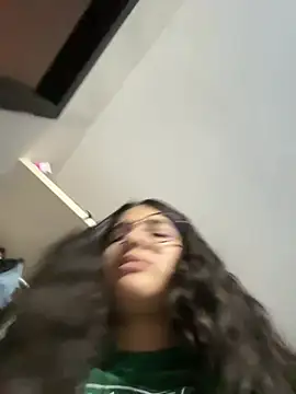 Snapshot of diosa_sofia19 chatting on 03-17-26, 01:54 diosa sofia19 online show from 03-17-26, 01:54