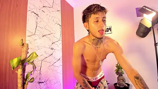 cyber novaa4 online show from 04-15-26, 08:20