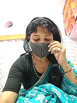 Snapshot of Priyaji7575 chatting on 02-24-26, 11:30 Priyaji7575 online show from 02-24-26, 11:30