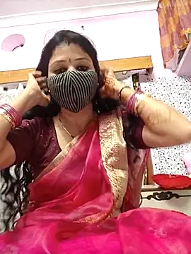 Snapshot of Priyaji7575 chatting on 03-21-26, 09:47 Priyaji7575 online show from 03-21-26, 09:47