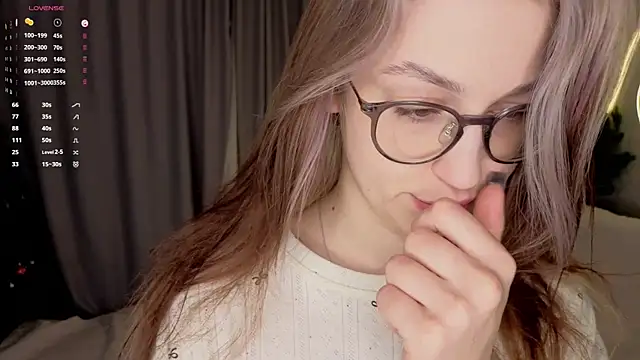 NicolaHulse online show from 01-18-26, 04:05