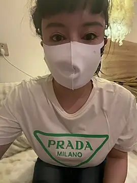Snapshot of Mia-zhan chatting on 04-15-26, 08:42 Mia-zhan online show from 04-15-26, 08:42
