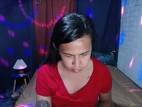 BriannaCruz24 online show from 04-30-26, 11:49