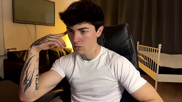 LiamFoster online show from 01-16-26, 02:21