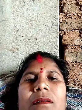 Hot di97 online show from 02-15-26, 07:51