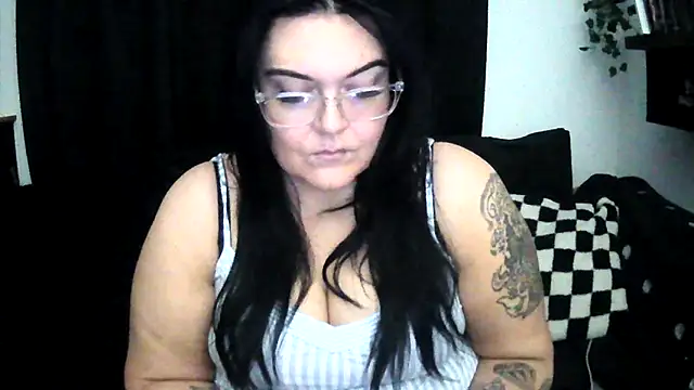 Miss CurvesXXX online show from 02-15-26, 05:09