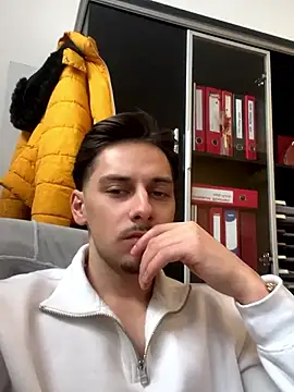 Snapshot of adixxxta chatting on 01-15-26, 09:03 adixxxta online show from 01-15-26, 09:03