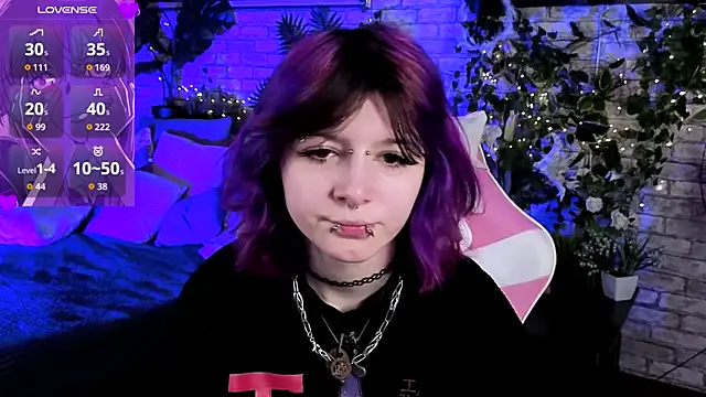 Ashley Veil online show from 03-24-26, 08:47