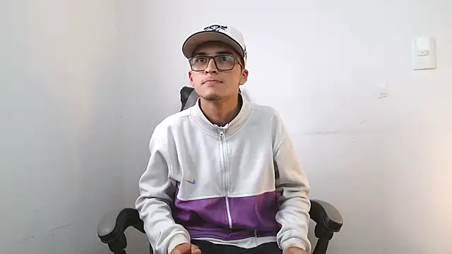 Nico viper 1 online show from 01-31-26, 07:11