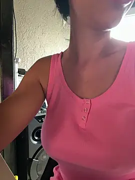 Missolevelvet online show from 06-06-26, 08:41