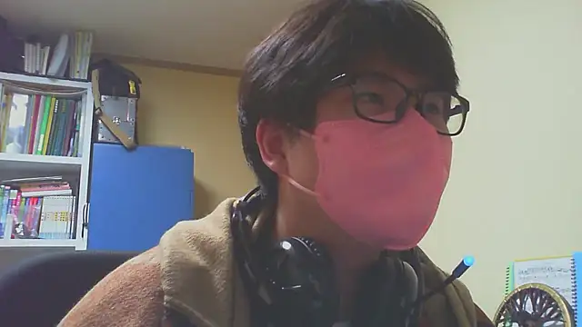 Snapshot of malibu876 chatting on 01-18-26, 04:22 malibu876 online show from 01-18-26, 04:22