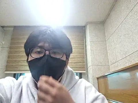 Snapshot of malibu876 chatting on 03-25-26, 05:02 malibu876 online show from 03-25-26, 05:02