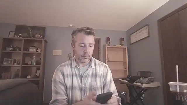 chrisw8140 online show from 03-20-26, 04:28