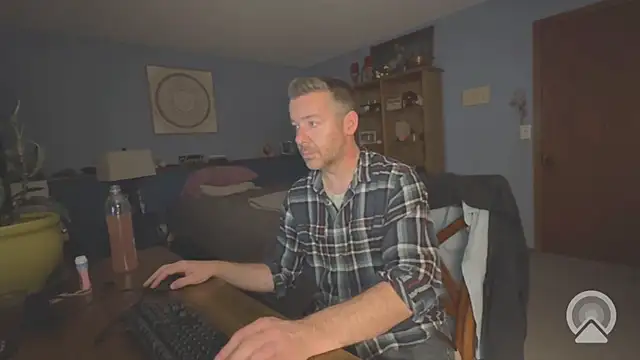 chrisw8140 online show from 05-10-26, 03:44