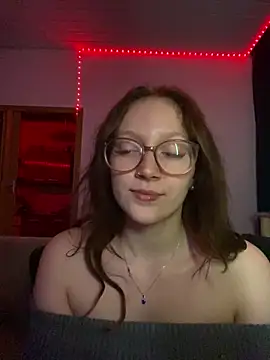 Snapshot of YoungLisaa18 chatting on 03-10-26, 07:52 YoungLisaa18 online show from 03-10-26, 07:52