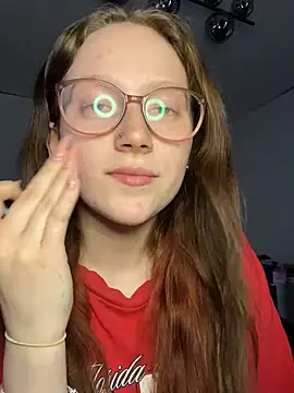 Snapshot of YoungLisaa18 chatting on 03-24-26, 03:50 YoungLisaa18 online show from 03-24-26, 03:50