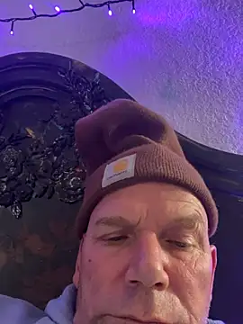 Snapshot of sofnhornyforu chatting on 01-11-26, 11:32 sofnhornyforu online show from 01-11-26, 11:32