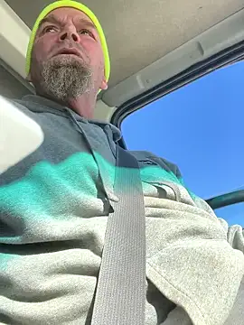 Snapshot of sofnhornyforu chatting on 01-15-26, 07:39 sofnhornyforu online show from 01-15-26, 07:39