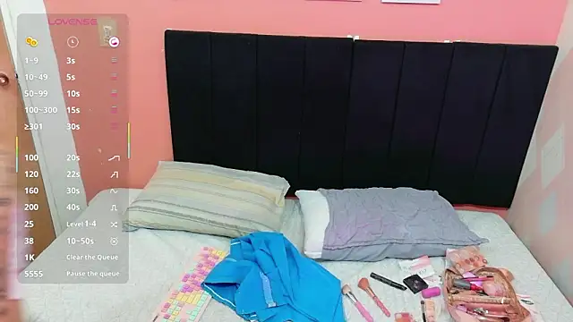 18littledevil online show from 02-04-26, 08:03