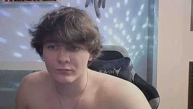 Snapshot of jastinpeterson chatting on 02-13-26, 12:12 jastinpeterson online show from 02-13-26, 12:12