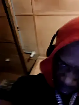 Snapshot of wetmouthrio_ chatting on 01-12-26, 07:57 wetmouthrio online show from 01-12-26, 07:57