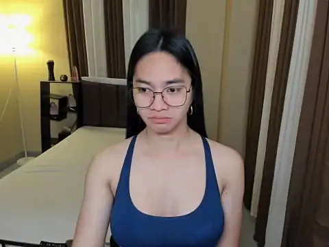 Snapshot of Asian_Bigcock_Marian chatting on 03-08-26, 05:39 Asian Bigcock Marian online show from 03-08-26, 05:39